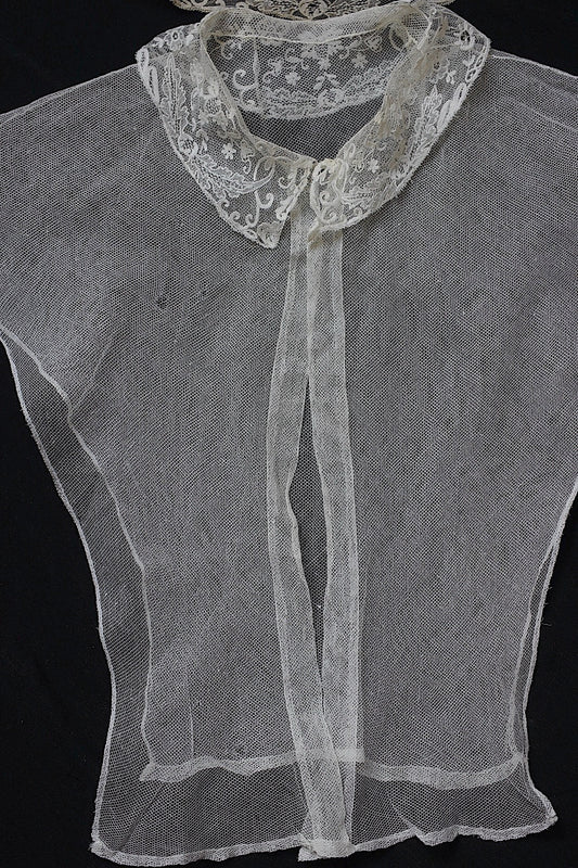 アンティークレース プラストロン+ハギレ/dentelle ancienne/antique lace .FR a l'epoque
