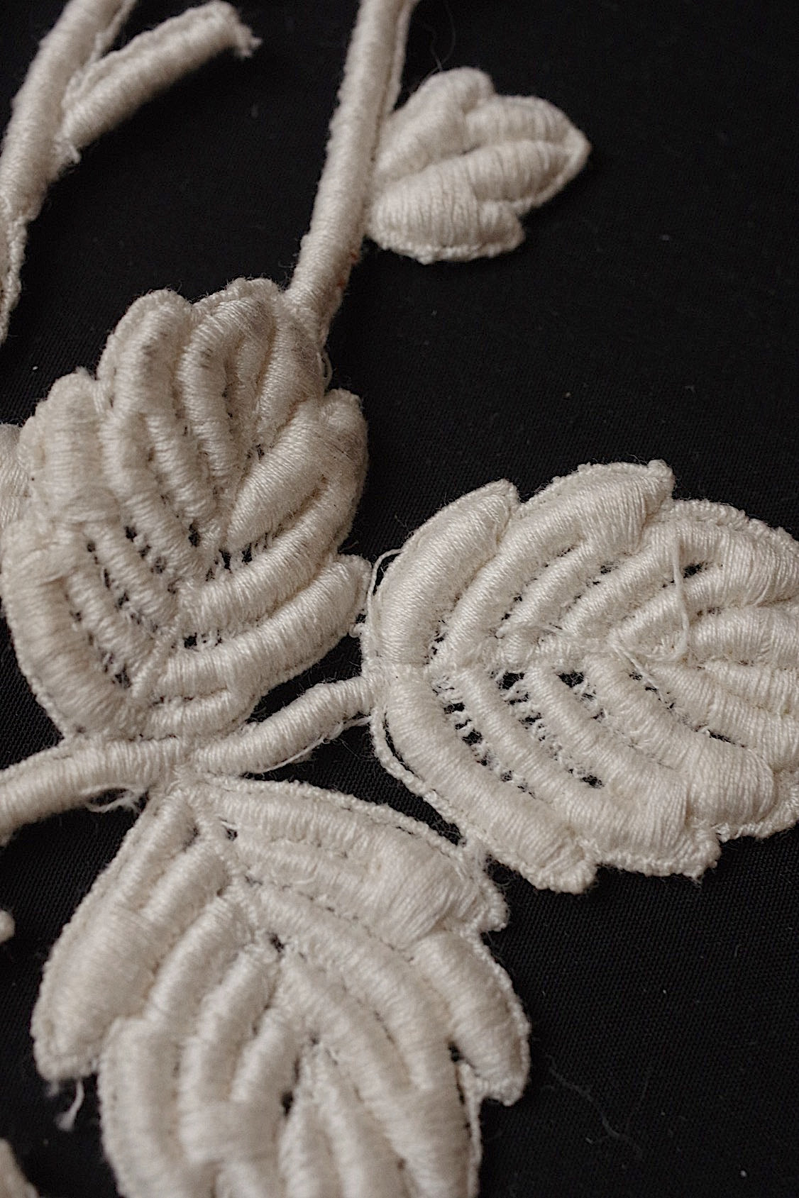 アンティークレースモチーフlots2/dentelle ancienne/antique lace .FR a l'epoque