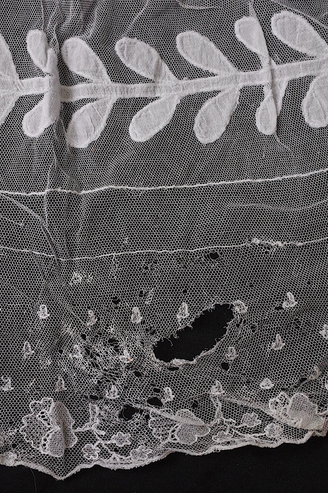アンティークレースbas d'aube/dentelle ancienne/antique lace .FR a l'epoque