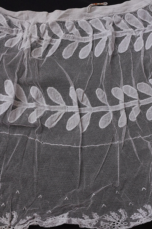 アンティークレースbas d'aube/dentelle ancienne/antique lace .FR a l'epoque