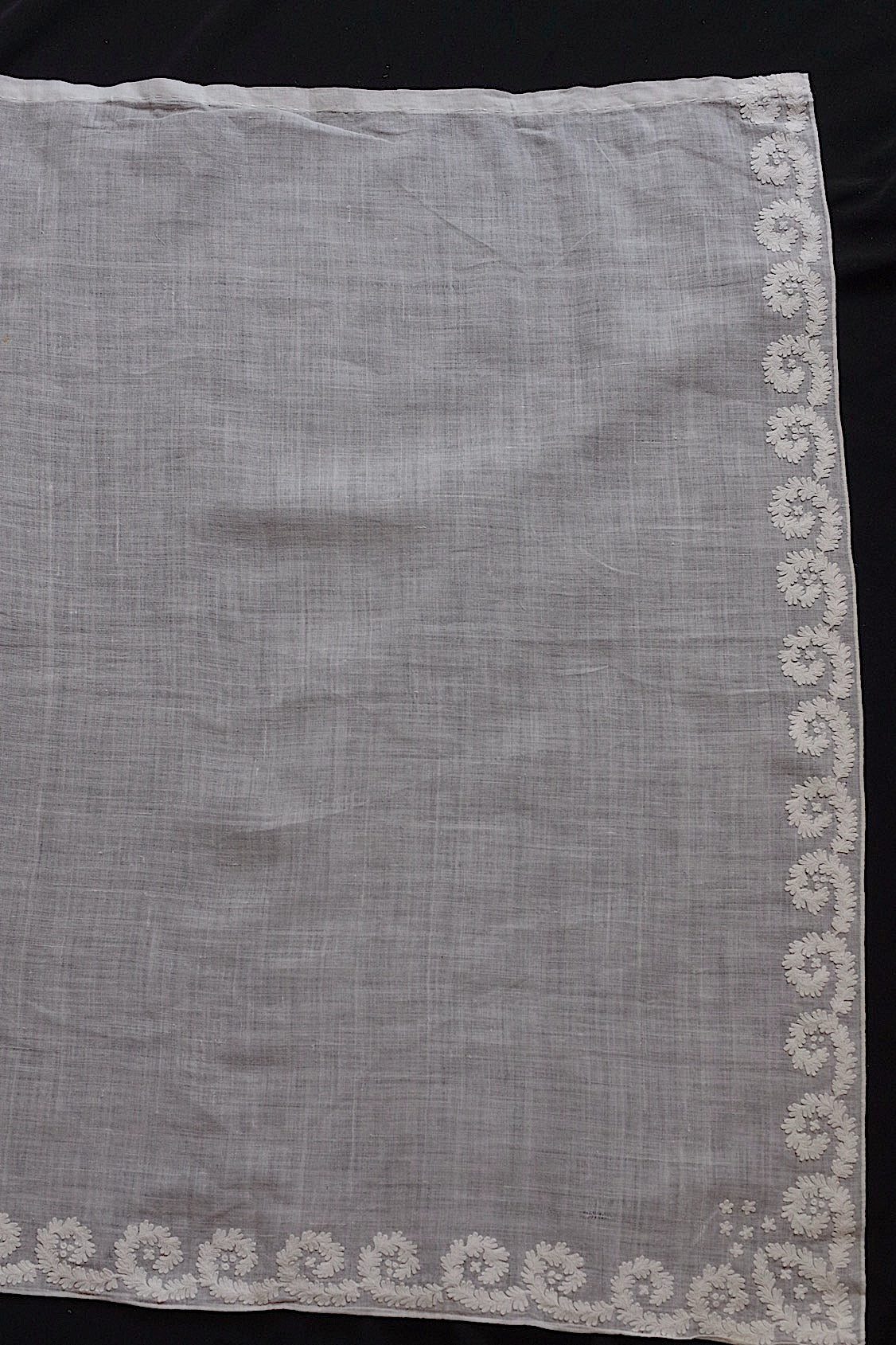 アンティーク刺繍生地/dentelle ancienne/antique lace .FR a l'epoque