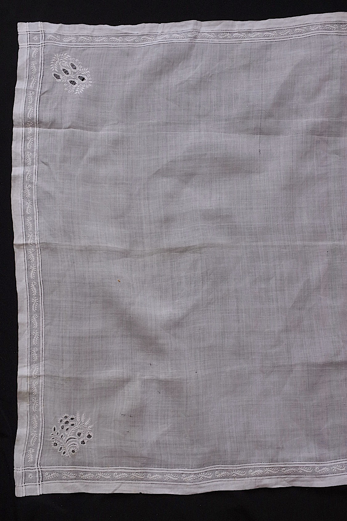 アンティーク刺繍ハンカチ/dentelle ancienne/antique lace .FR a l'epoque