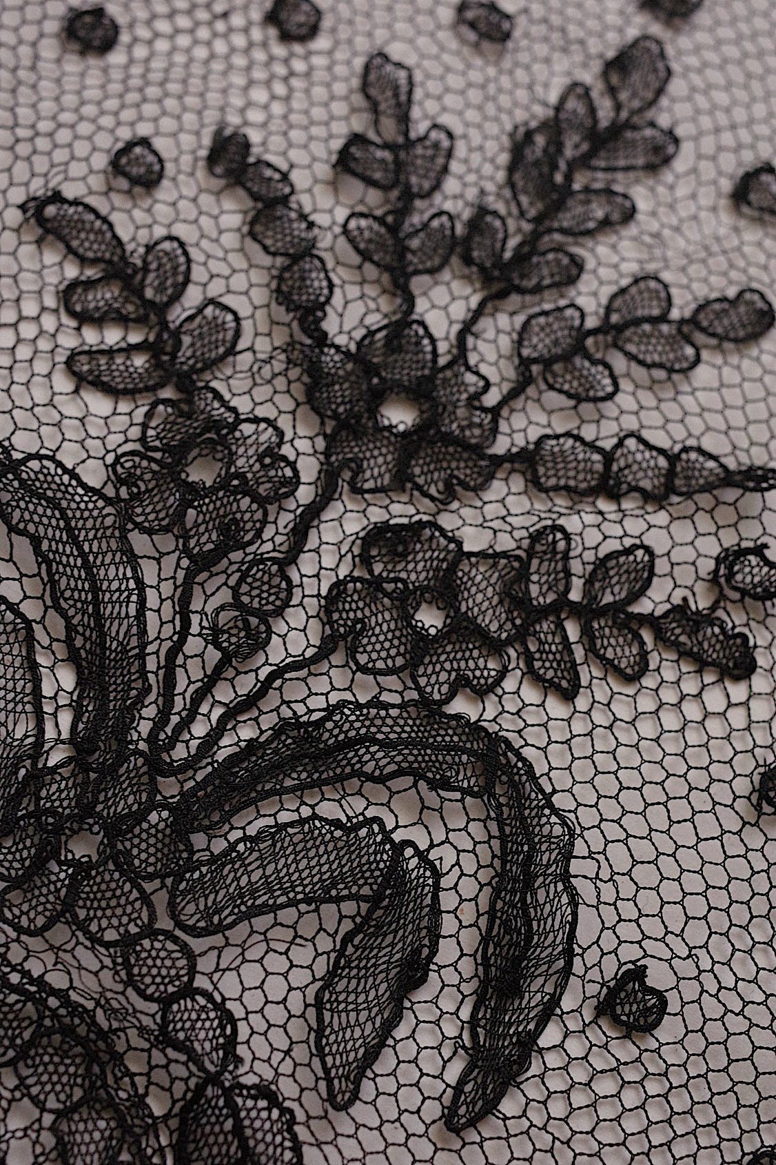 アンティークレースシャンティイ lots2/dentelle ancienne/antique lace .FR a l'epoque