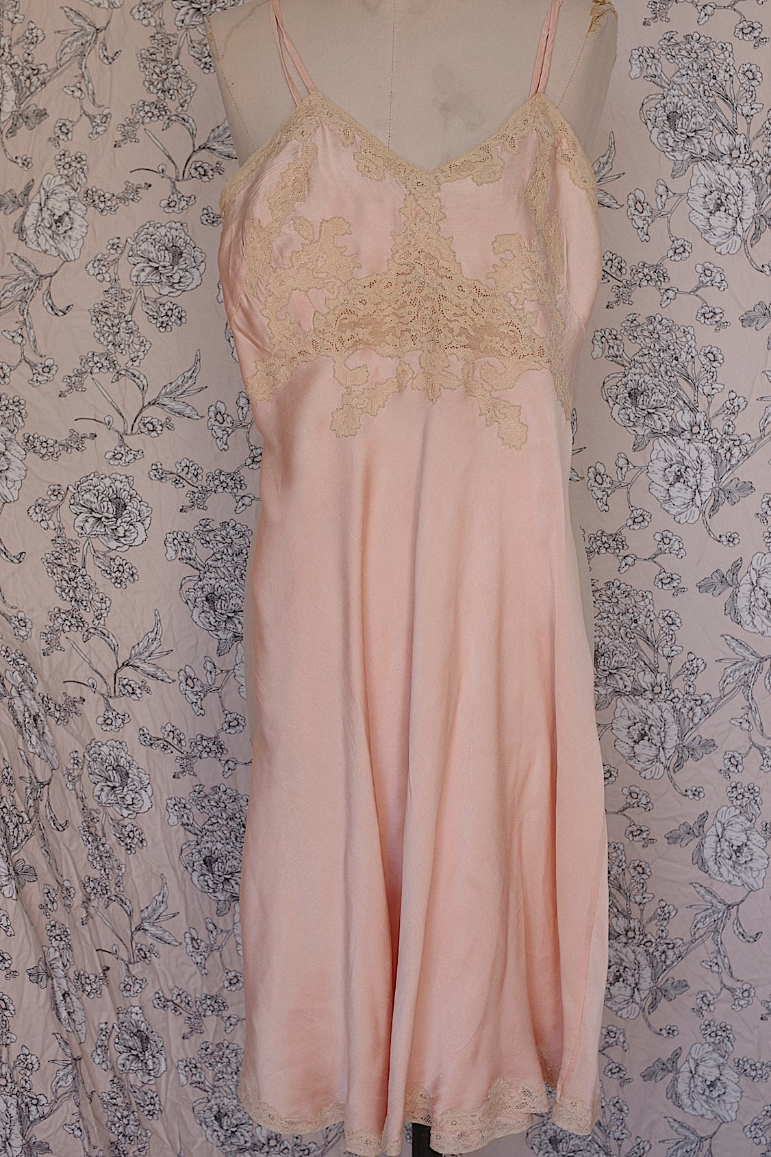 アンティークランジェリー XS/vêtement ancien .FR a l'epoque