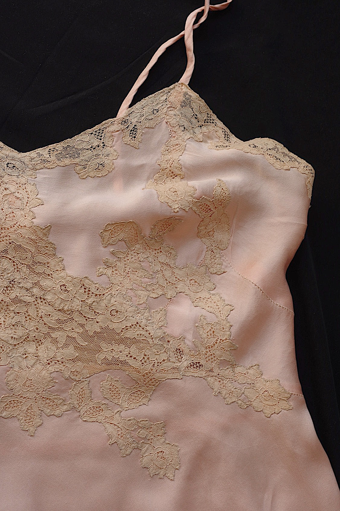 アンティークランジェリー XS/vêtement ancien .FR a l'epoque