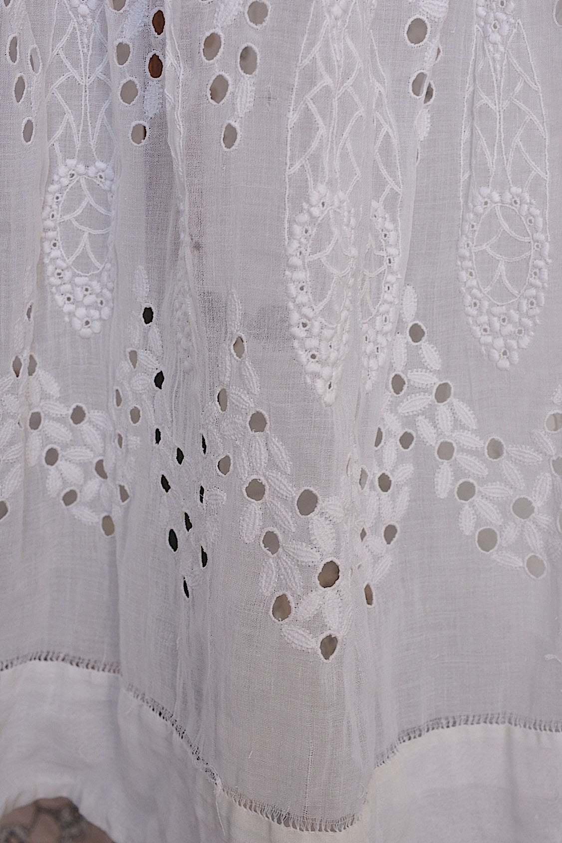 アンティークスカート/vêtement ancien/antique skirt .FR a l'epoque