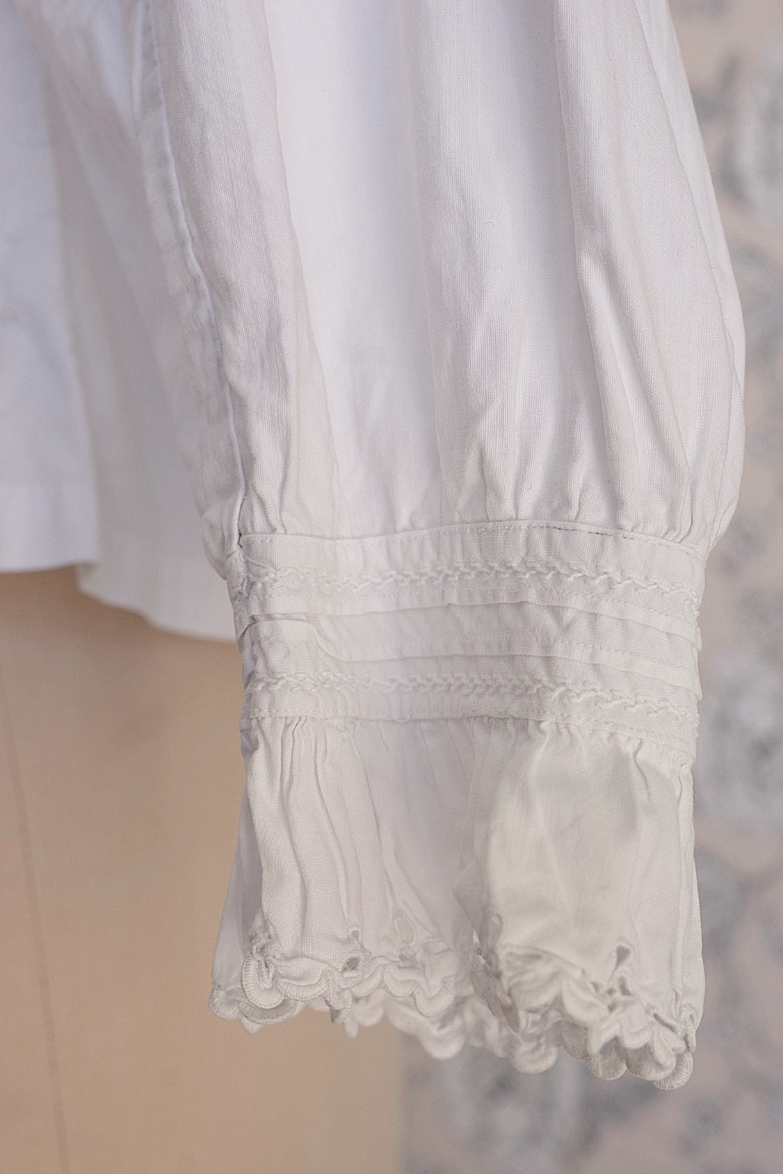 アンティークブラウス1/vêtement ancien/antique  blouse .FR a l'epoque