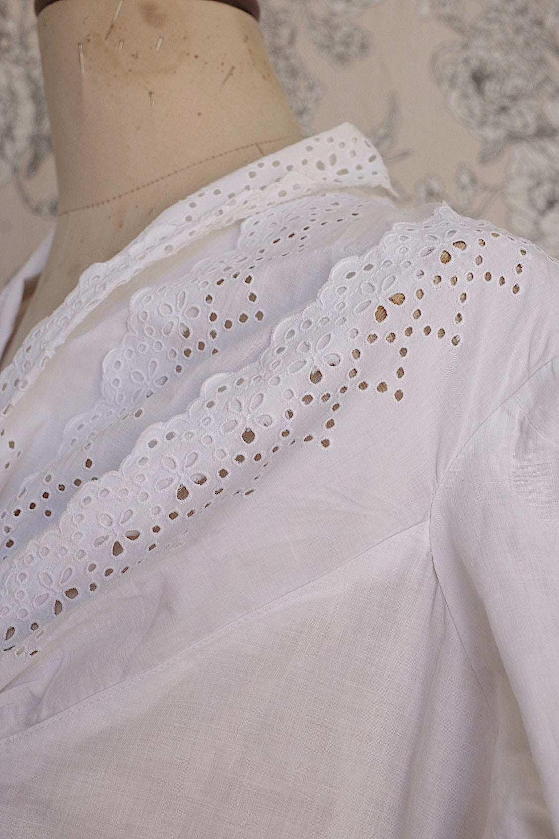 アンティークブラウス5/vêtement ancien/antique blouse .FR a l'epoque