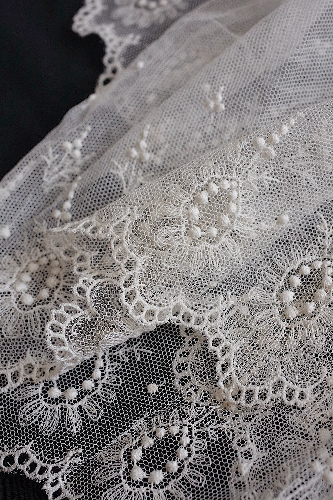 アンティークレース185cm 93cm/dentelle ancienne/antique lace .FR a l'epoque