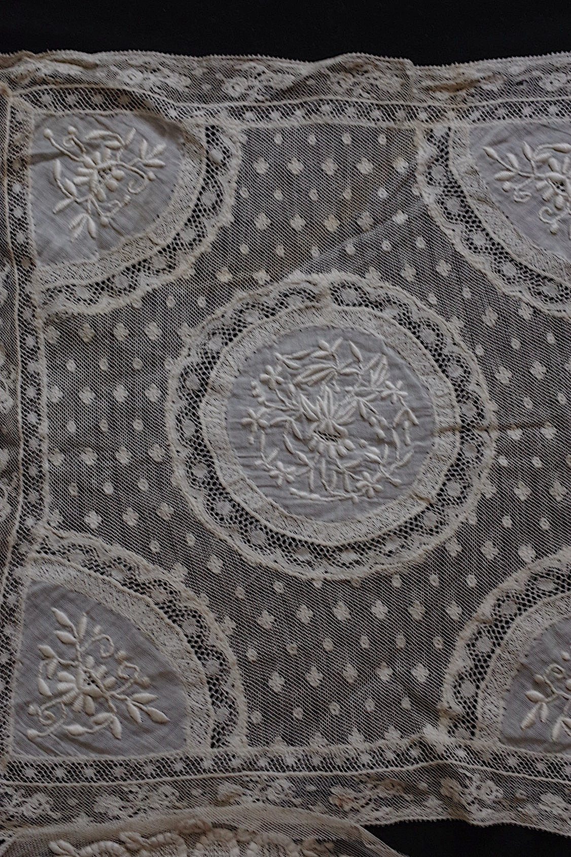 アンティークレース刺繍3種/dentelle ancienne/antique lace .FR a l'epoque