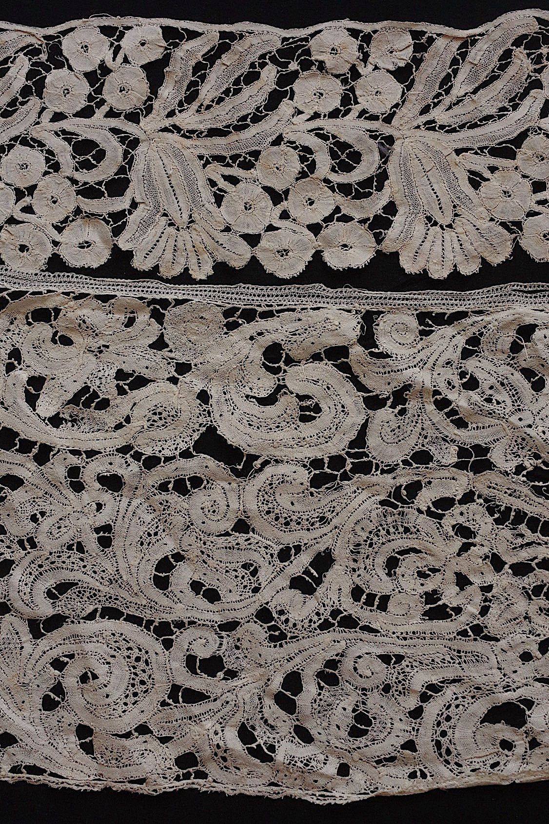 アンティークレースホニトン ミラネーズ/dentelle ancienne/antique lace .FR a l'epoque
