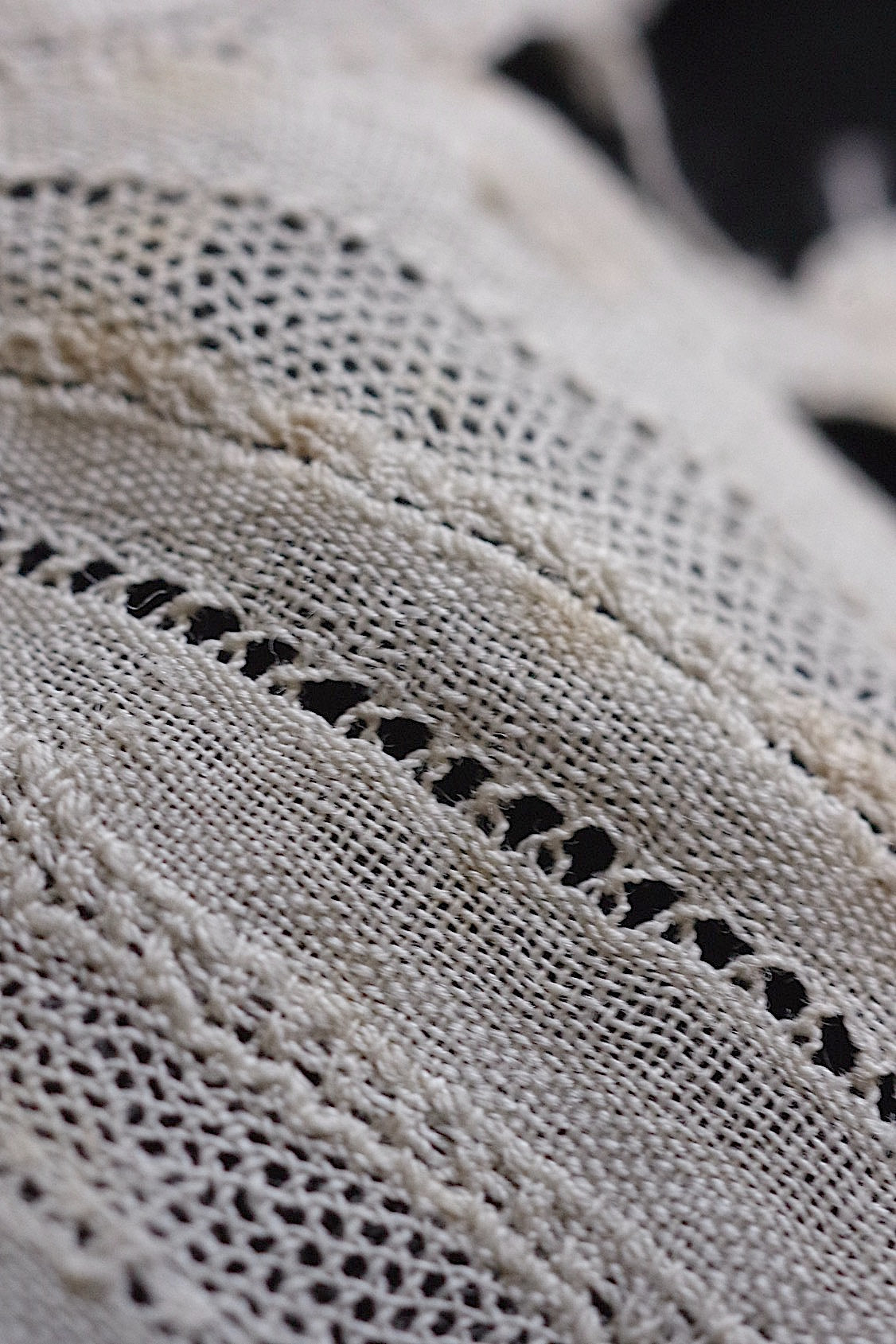 アンティークレースホニトン ミラネーズ/dentelle ancienne/antique lace .FR a l'epoque