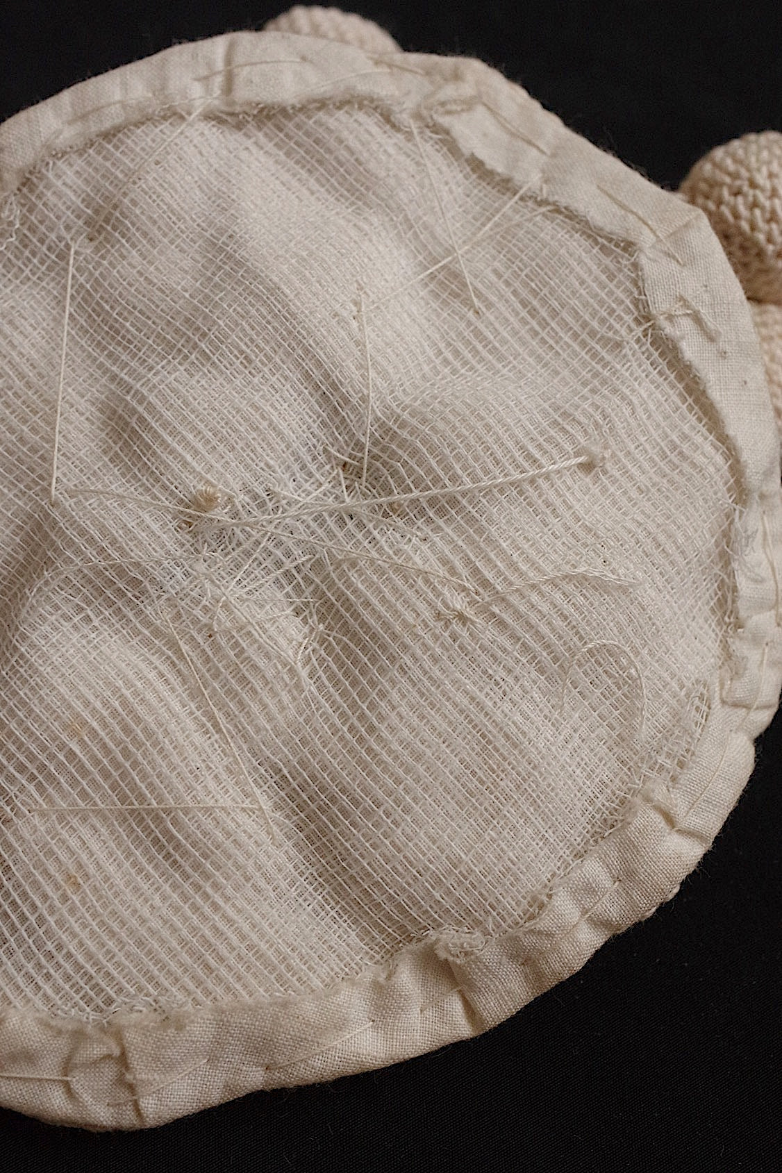 アンティークレースモチーフ2つ/dentelle ancienne/antique lace .FR a l'epoque