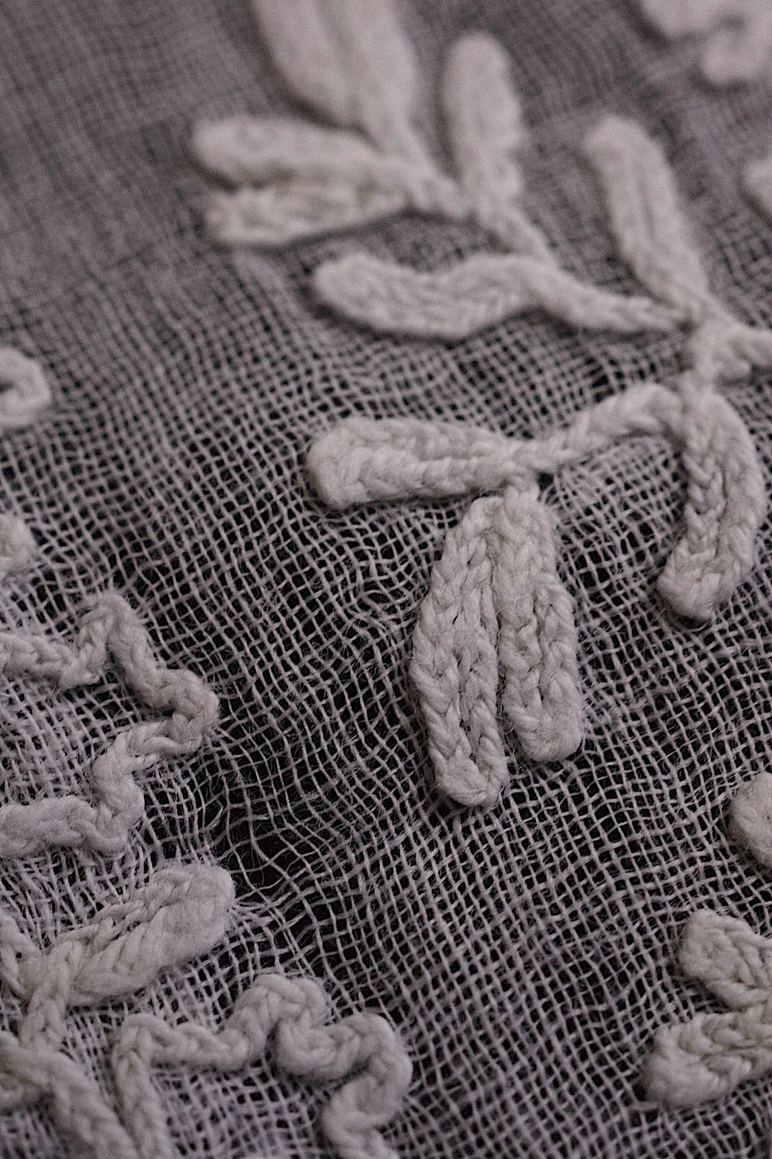 アンティーク刺繍 fichu/dentelle ancienne/antique lace .FR a l'epoque