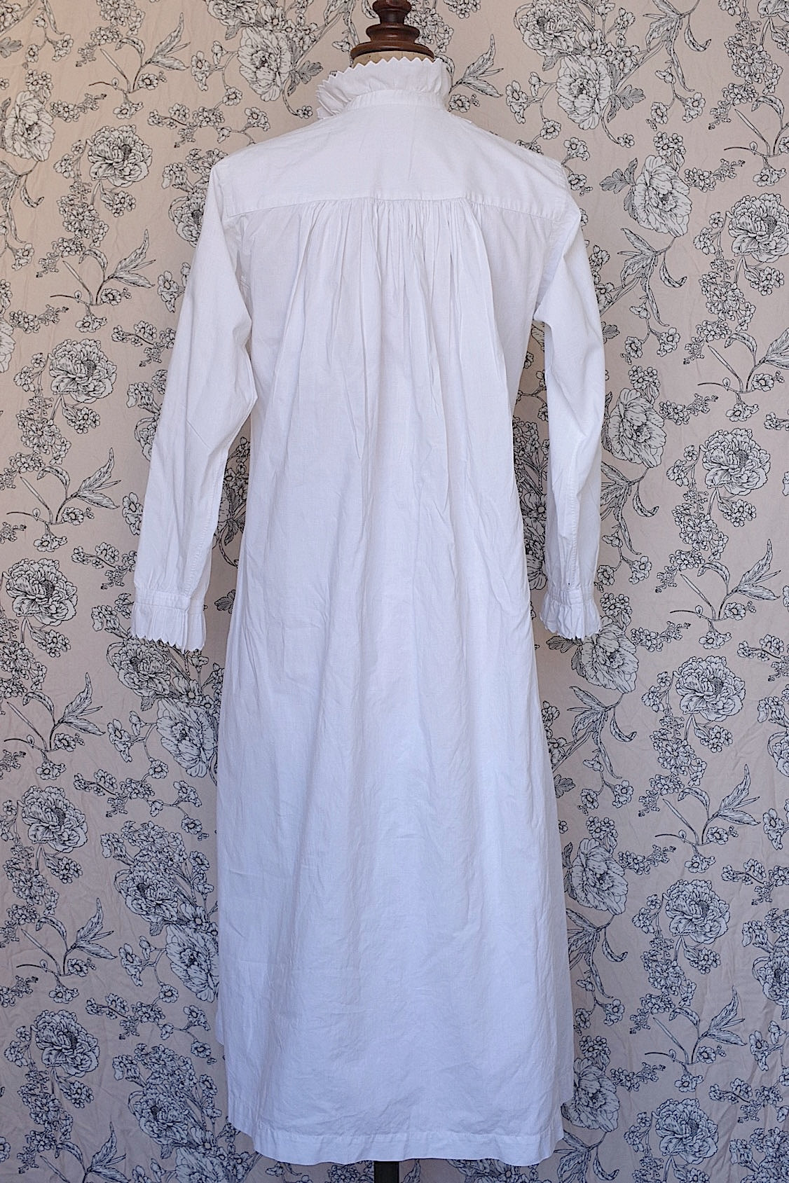 アンティークコットンワンピース/robe ancienne/antique cotton dress .FR a l'epoque