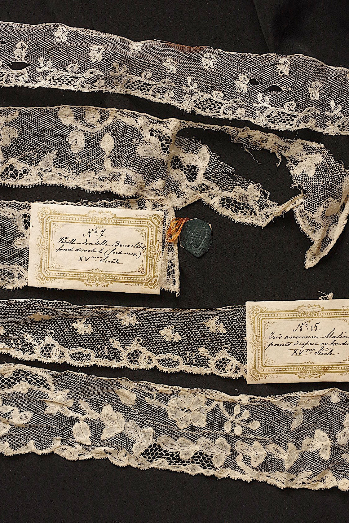アンティークレース5種/dentelle ancienne/antique lace .FR a l'epoque