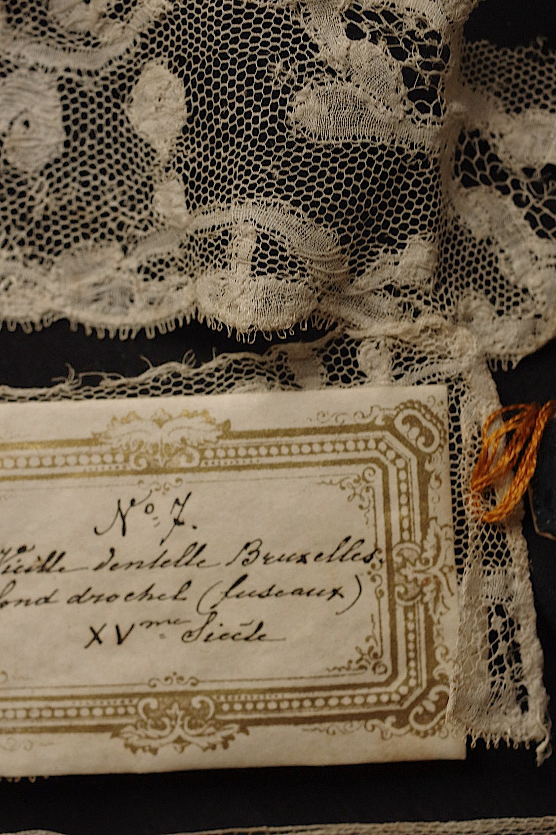 アンティークレース5種/dentelle ancienne/antique lace .FR a l'epoque