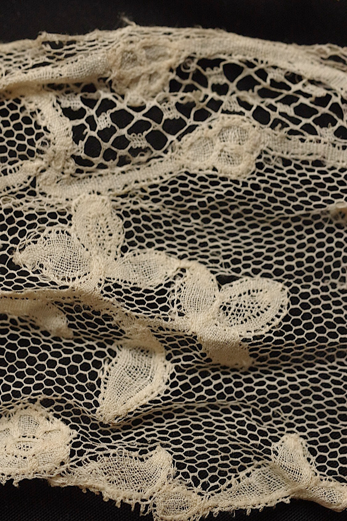 アンティークレース5種/dentelle ancienne/antique lace .FR a l'epoque