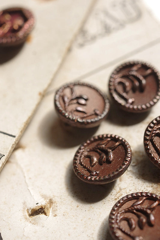 アンティークボタン4/bouton ancien/antique button .FR a l'epoque