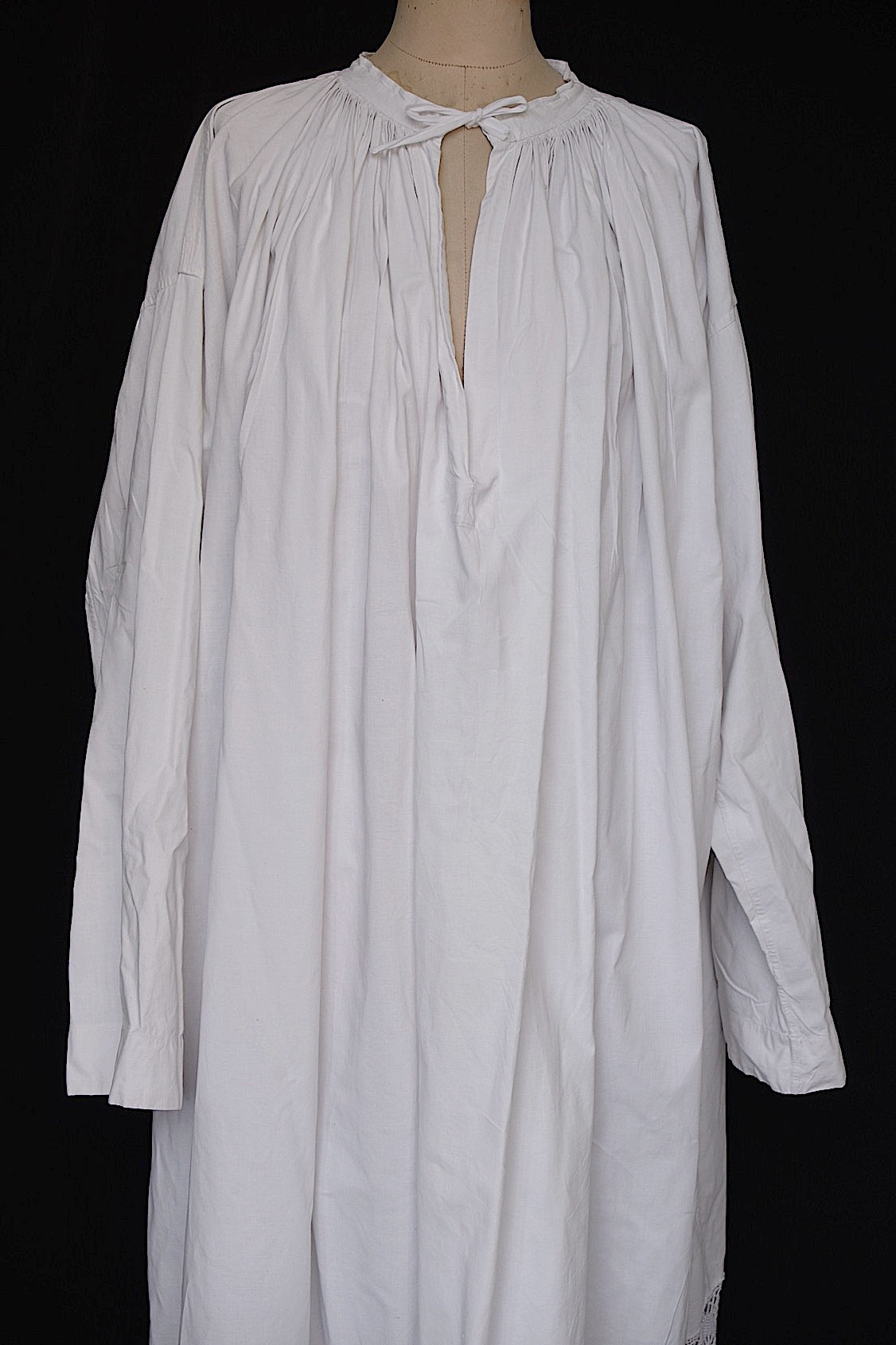 アンティーク教会チュニック4/aube antique/church tunic .FR a l'epoque