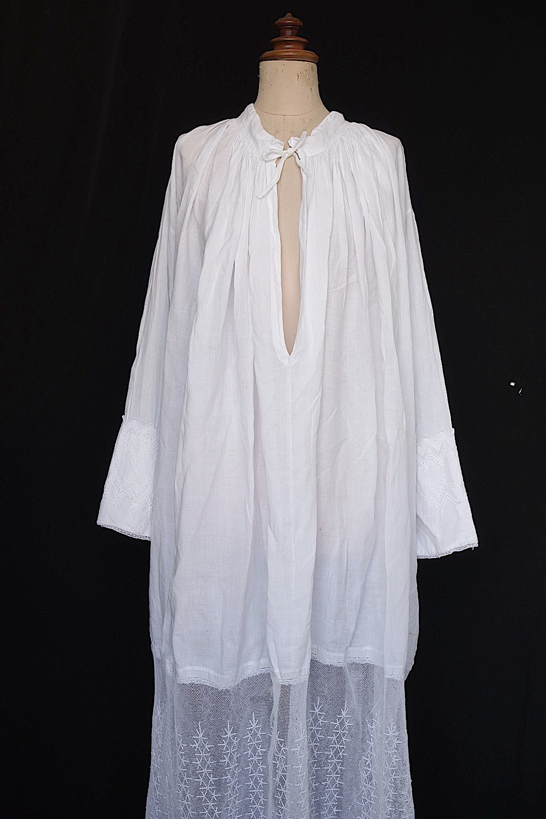 アンティーク教会チュニック5/aube antique/church tunic .FR a l'epoque