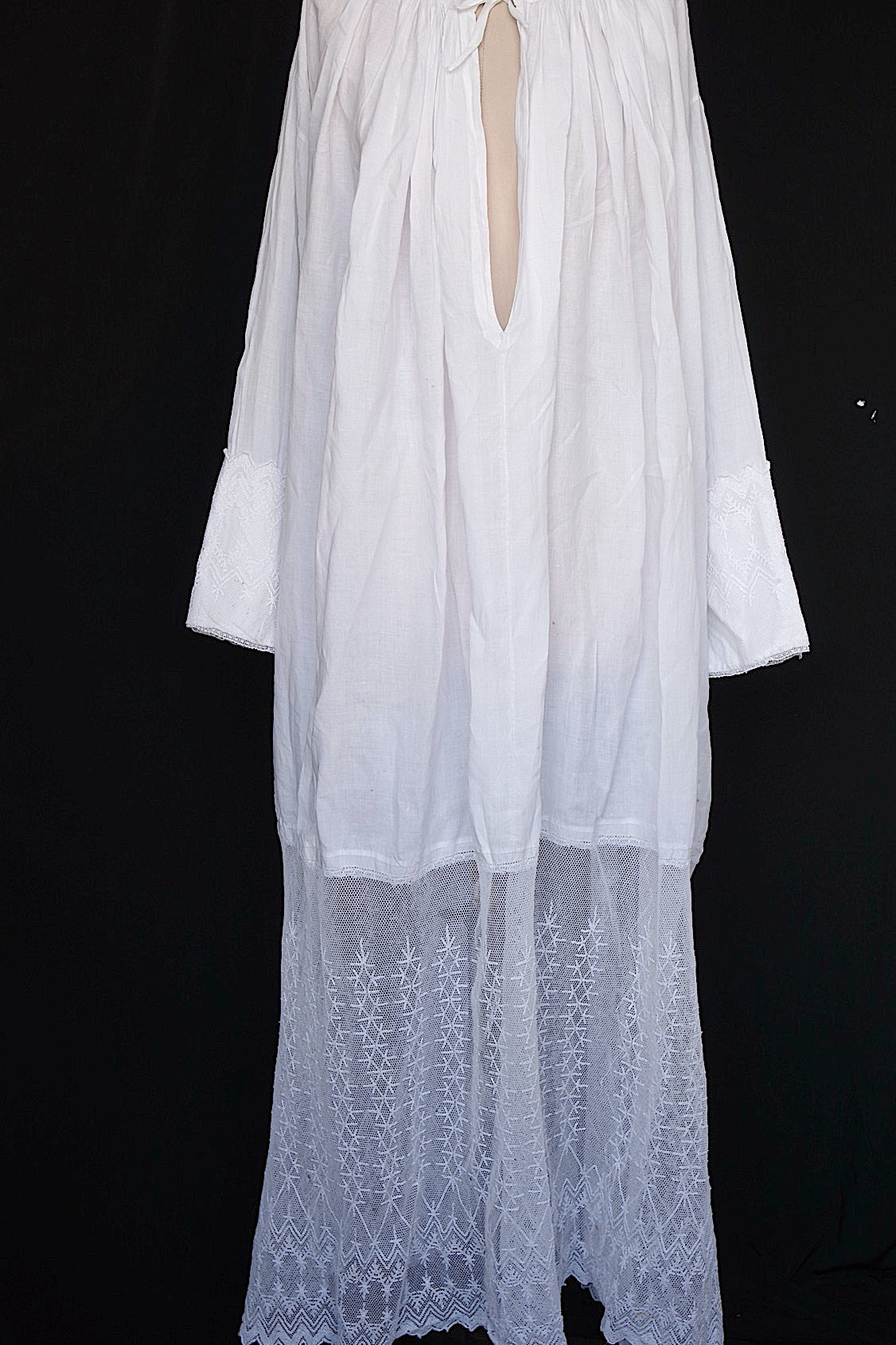 アンティーク教会チュニック5/aube antique/church tunic .FR a l'epoque