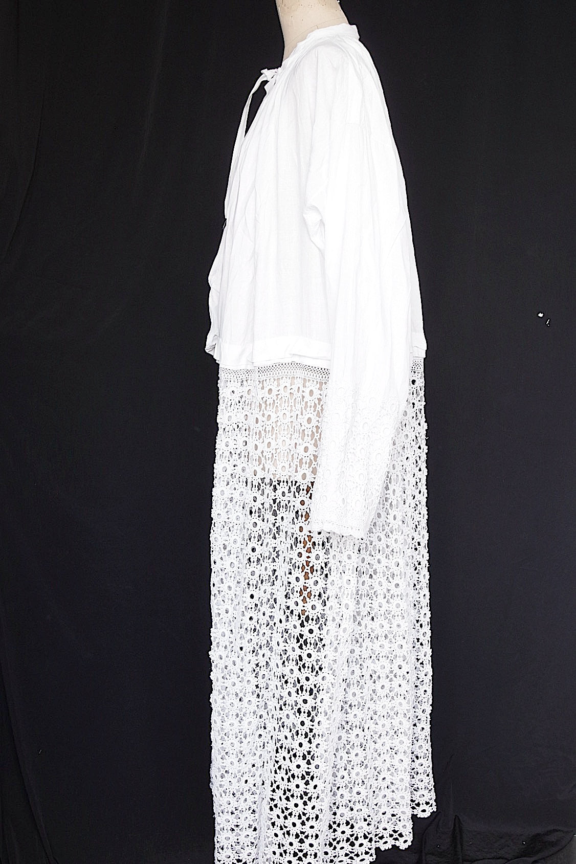 アンティーク教会チュニック7/aube antique/church tunic .FR a l'epoque