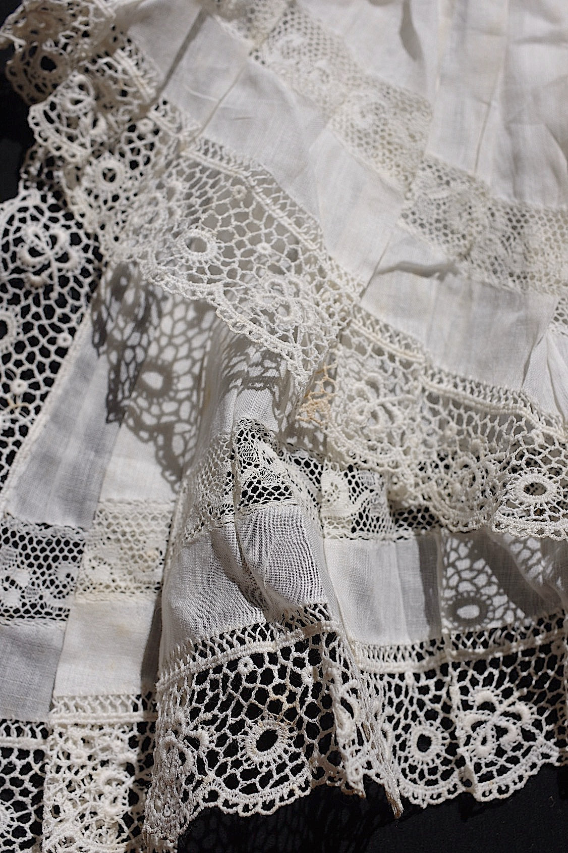 アンティークレースジャボ/dentelle ancienne/antique lace .FR a l'epoque