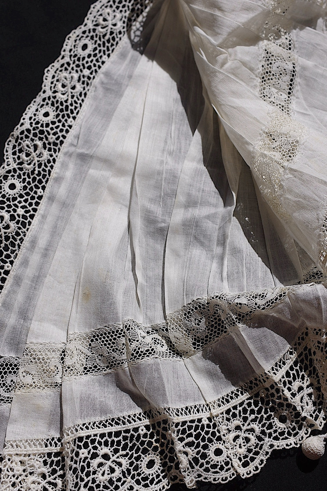 アンティークレースジャボ/dentelle ancienne/antique lace .FR a l'epoque