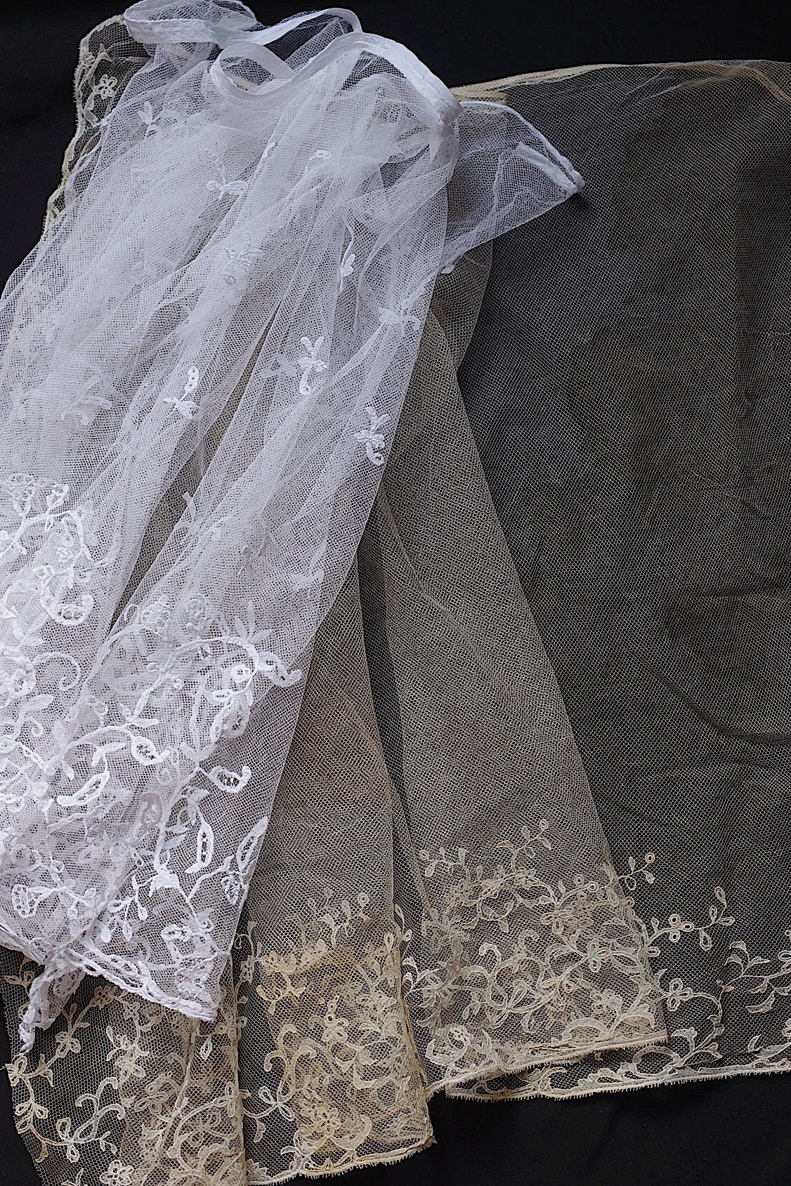 アンティークレースベール/dentelle ancienne/antique lace .FR a l'epoque