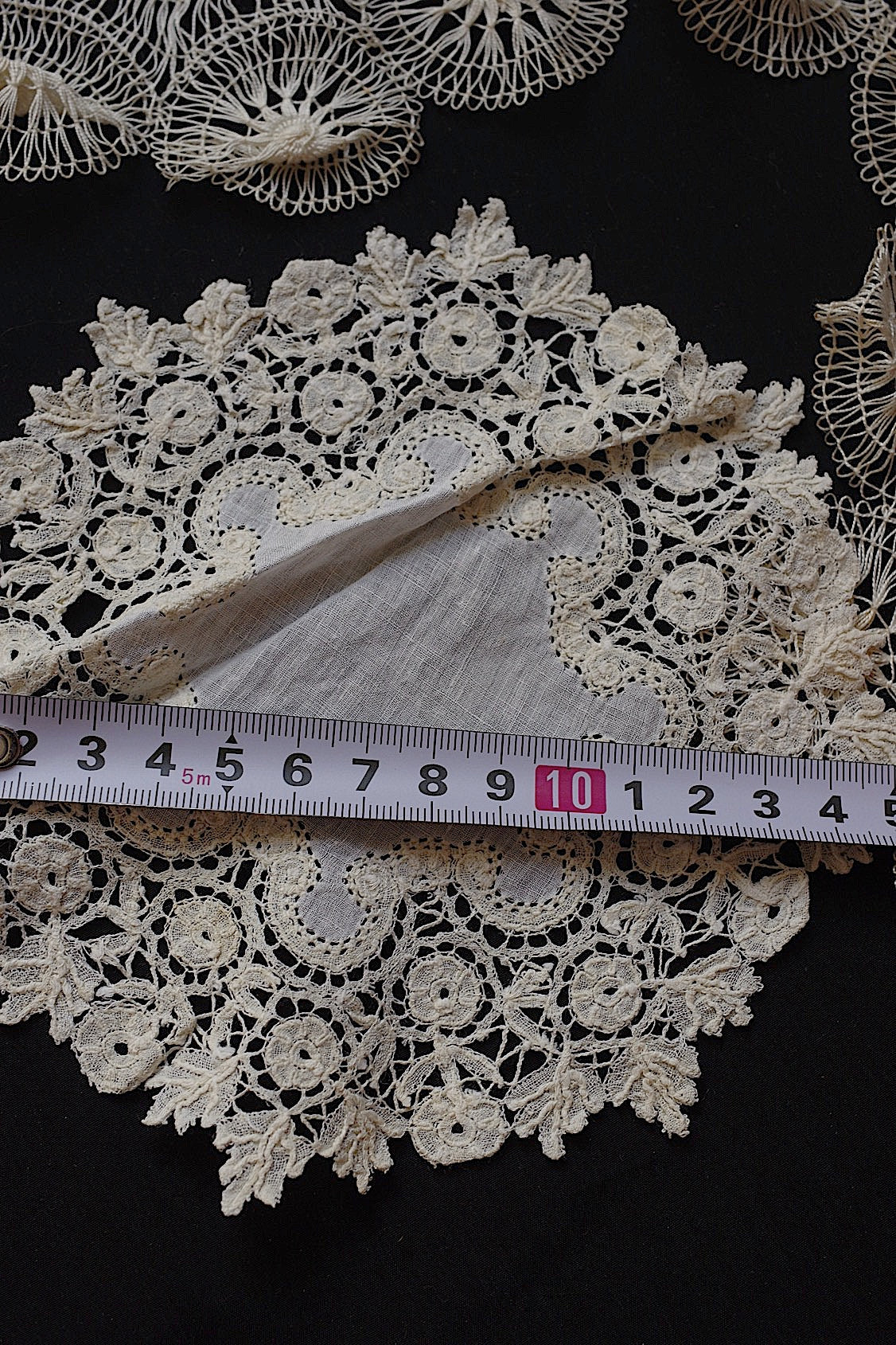 アンティークレースモチーフ2/dentelle ancienne/antique lace .FR a l'epoque