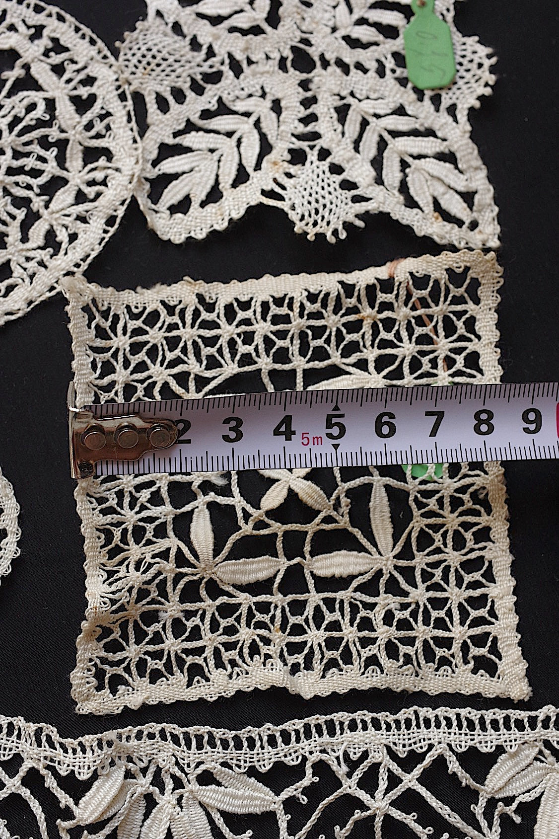 アンティークレースモチーフ3/dentelle ancienne/antique lace .FR a l'epoque