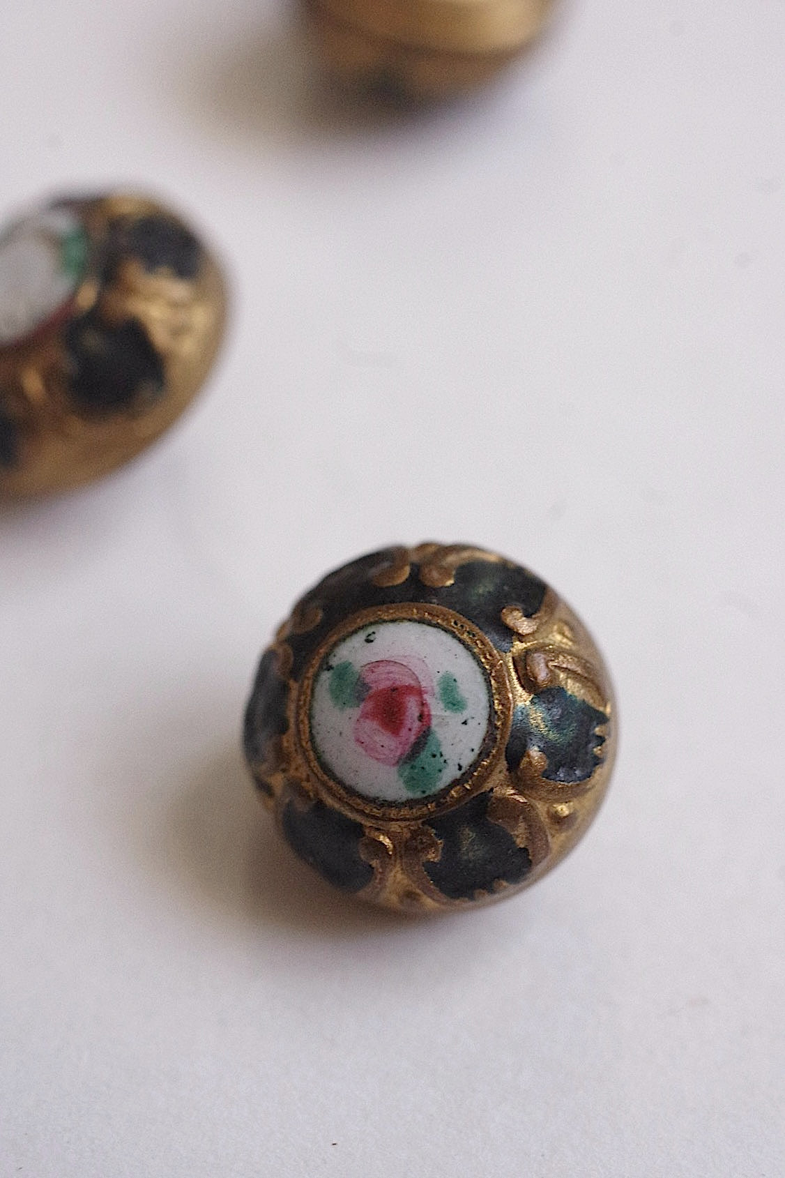 アンティークボタン/bouton ancien/antique button .FR a l'epoque