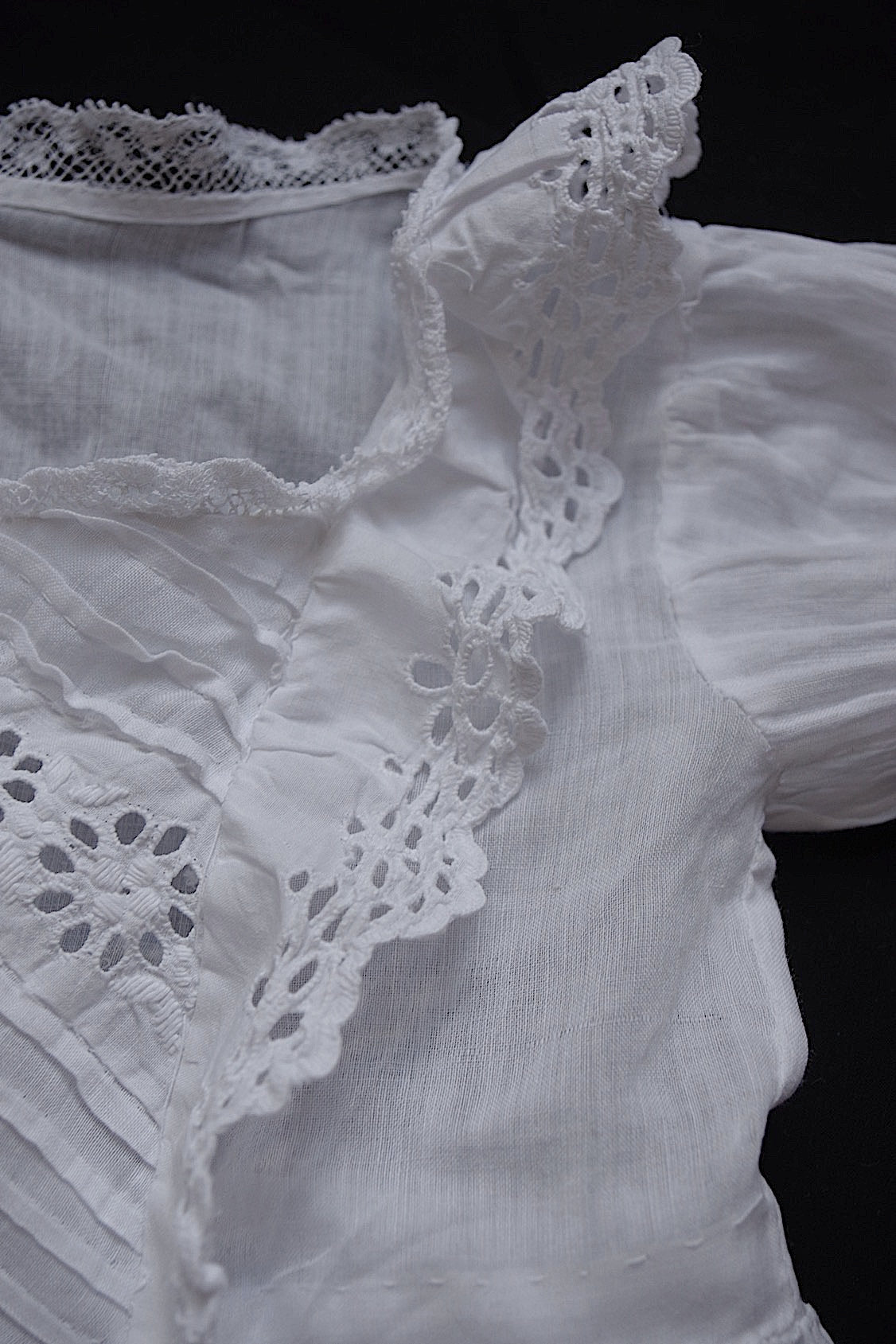 アンティーク子供服1/vêtement'enfant /antique kid's clothing .FR a l'epoque