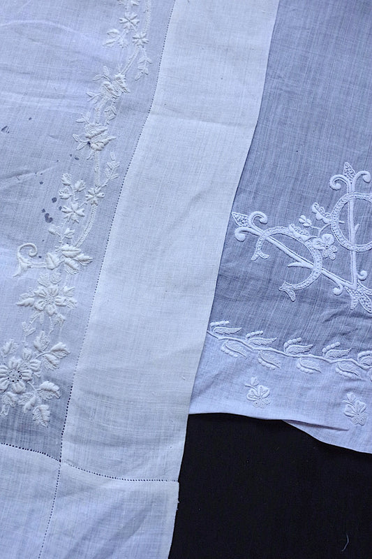 アンティーク刺繍ハンカチ1/dentelle ancienne /antique .FR a l'epoque