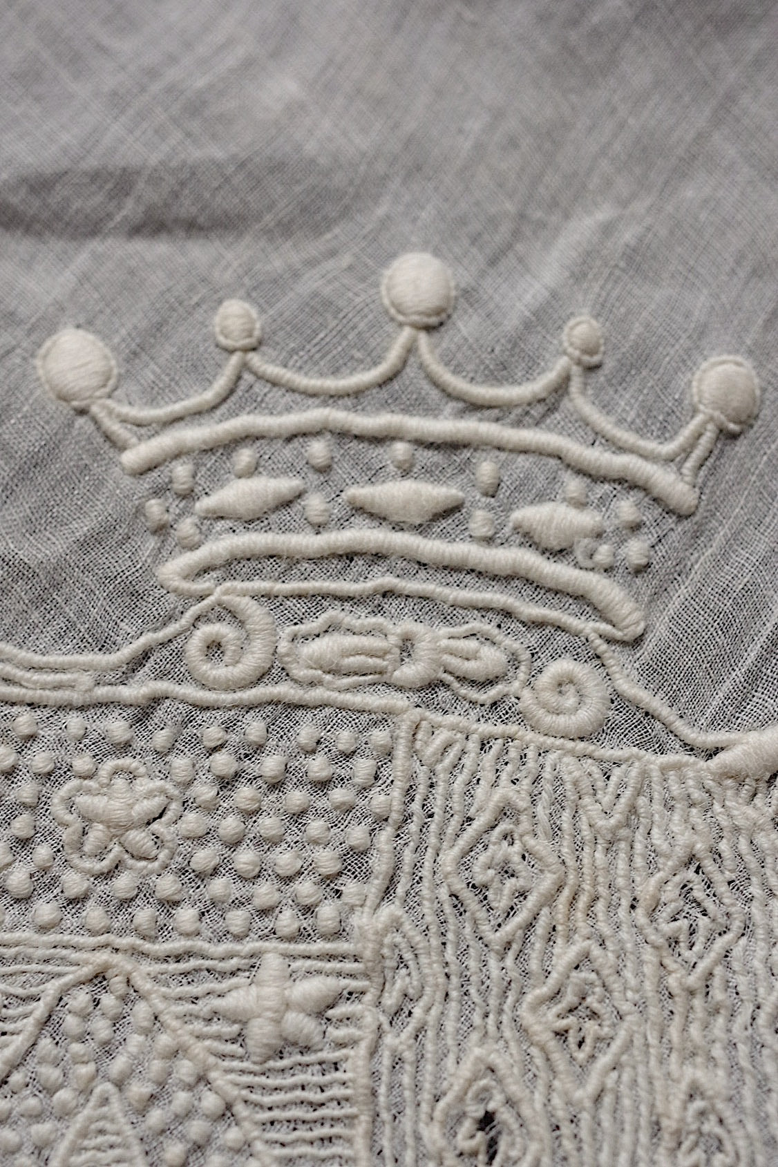 アンティーク刺繍ハンカチ2/dentelle ancienne /antique .FR a l'epoque