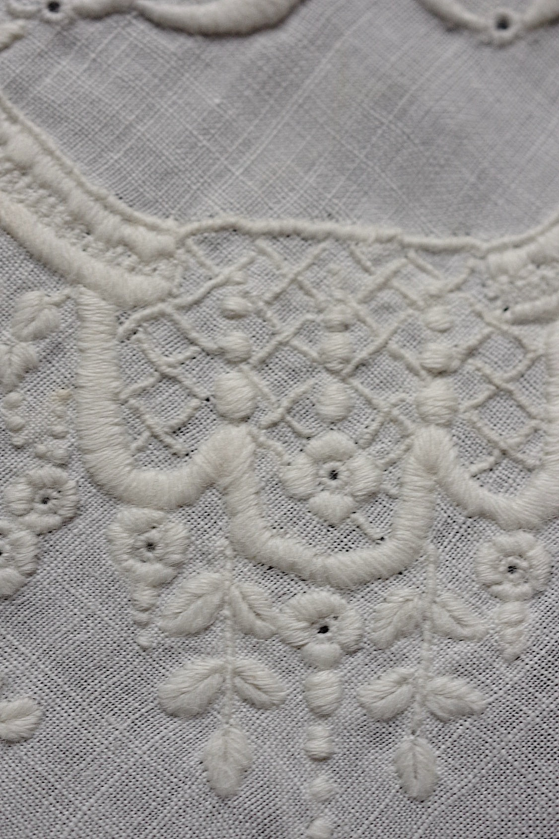 アンティーク刺繍ハンカチ4/dentelle ancienne /antique .FR a l'epoque