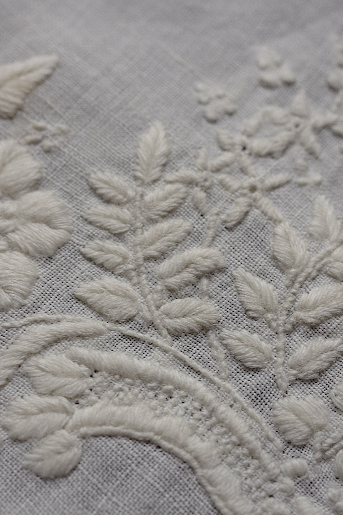 アンティーク刺繍ハンカチ4/dentelle ancienne /antique .FR a l'epoque