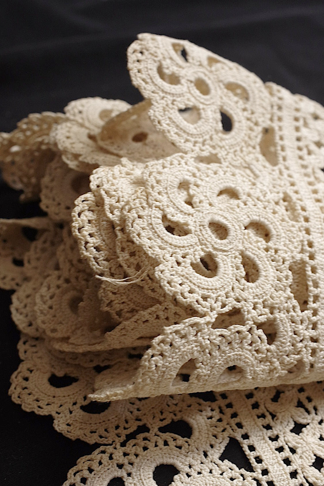 アンティークレーステープ+クロシェ/dentelle ancienne /antique lace .FR a l'epoque