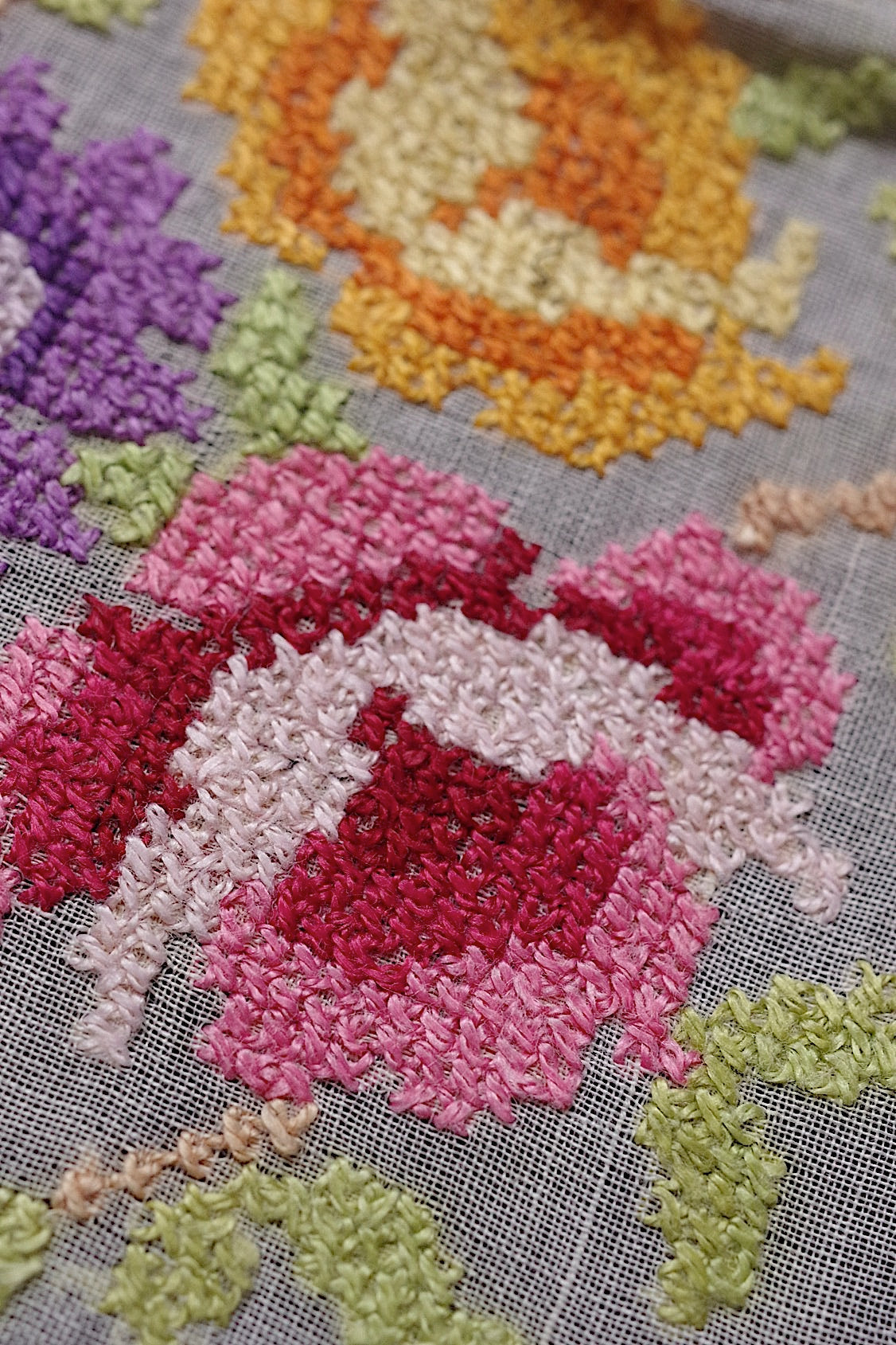 アンティークnapperon/dentelle ancienne  /antique lace .FR a l'epoque