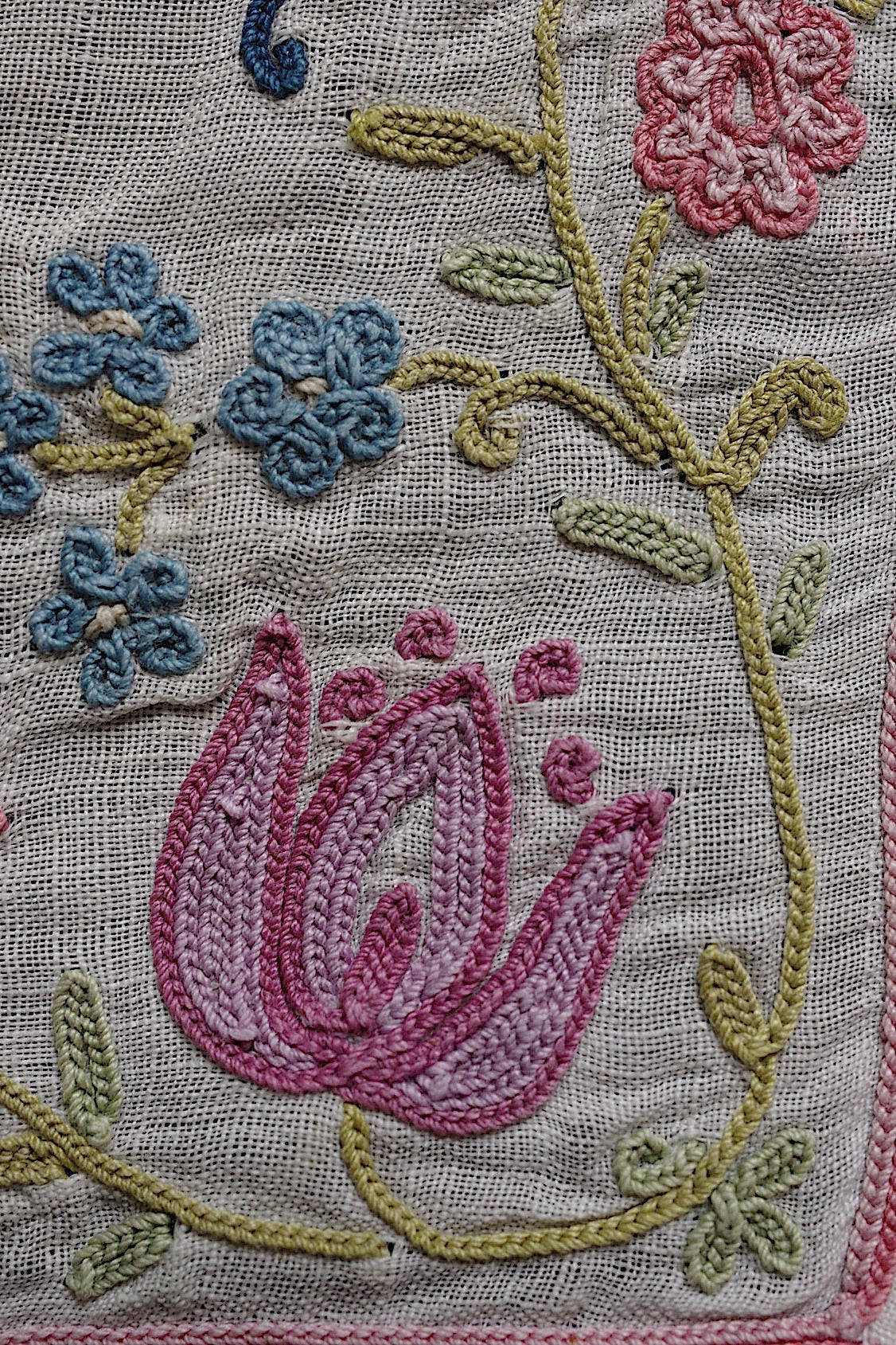 アンティークnapperon/dentelle ancienne  /antique lace .FR a l'epoque