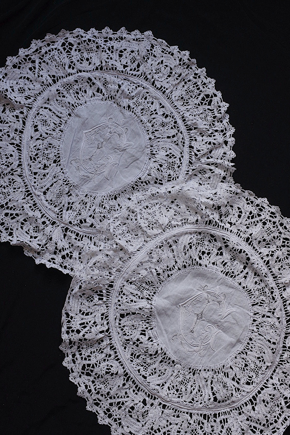アンティーク刺繍素材用/dentelle ancienne  /antique lace .FR a l'epoque
