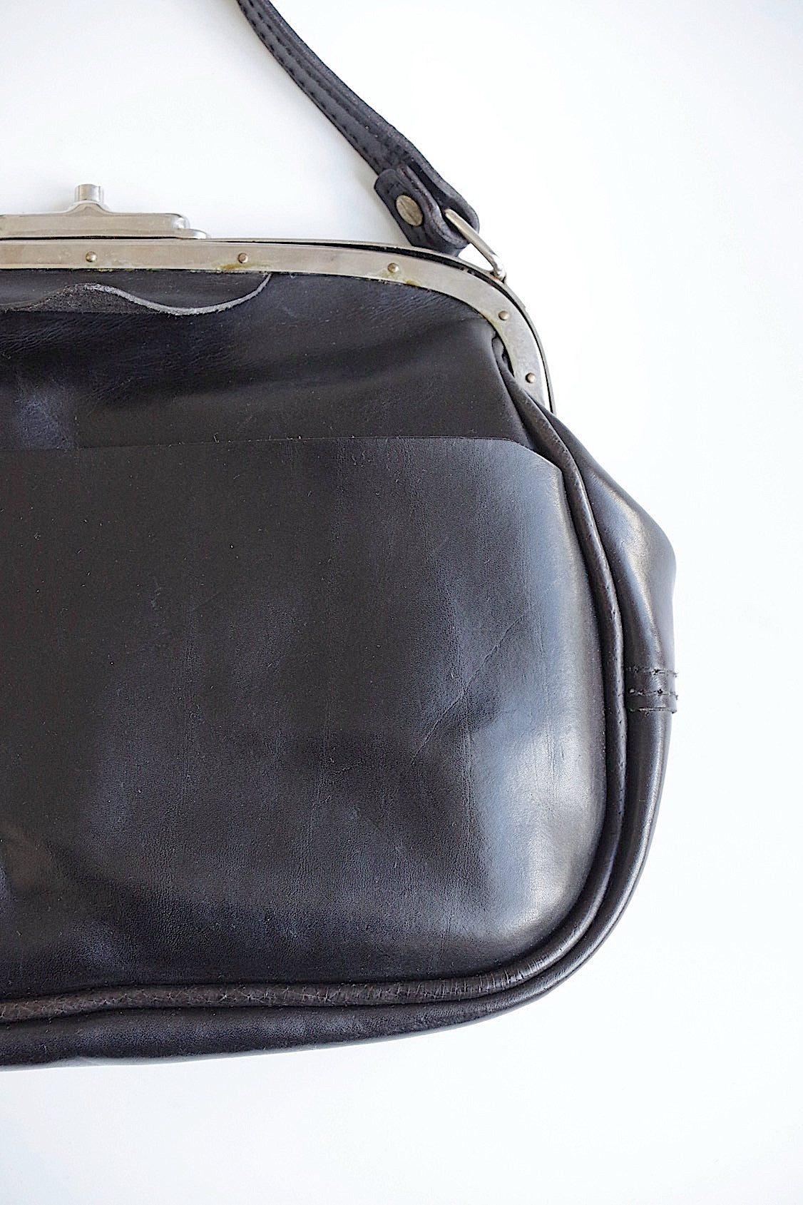 ヴィンテージバッグ/sac vintage くろ .FR a l'epoque