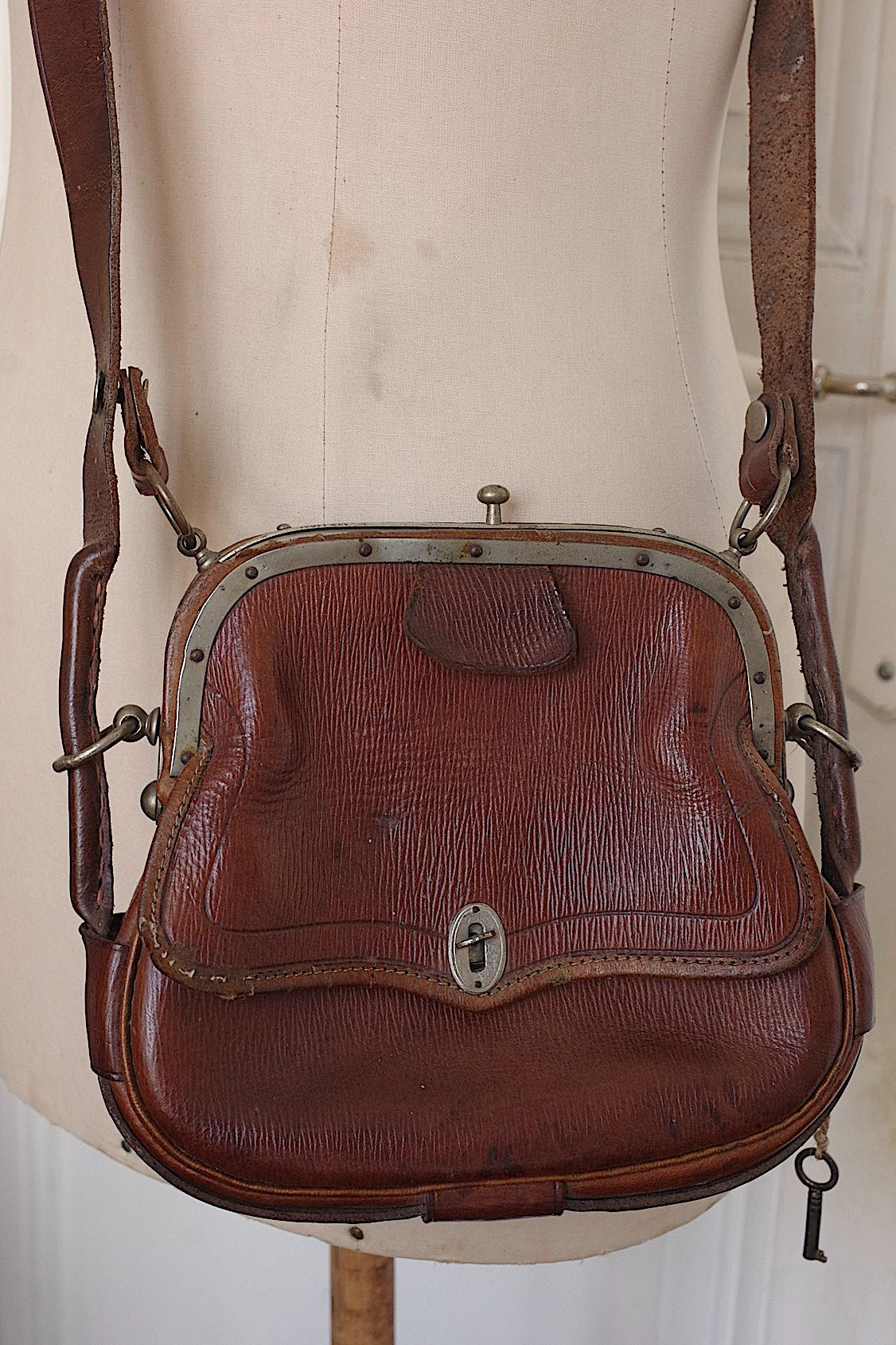 アンティークバッグ/sac antique マロン .FR a l'epoque