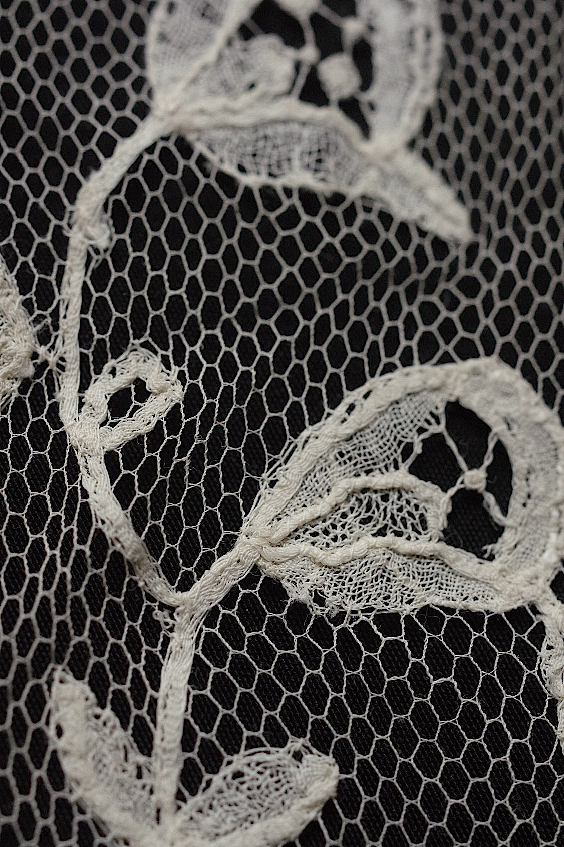 アンティークレースラペット/dentelle ancienne/antique lace .FR a l'epoque