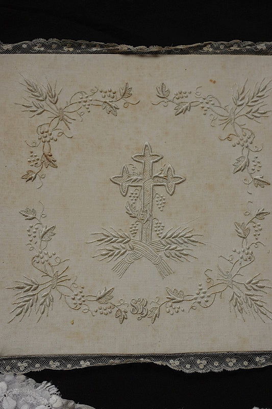 アンティークレース刺繍/dentelle ancienne/antique lace .FR a l'epoque