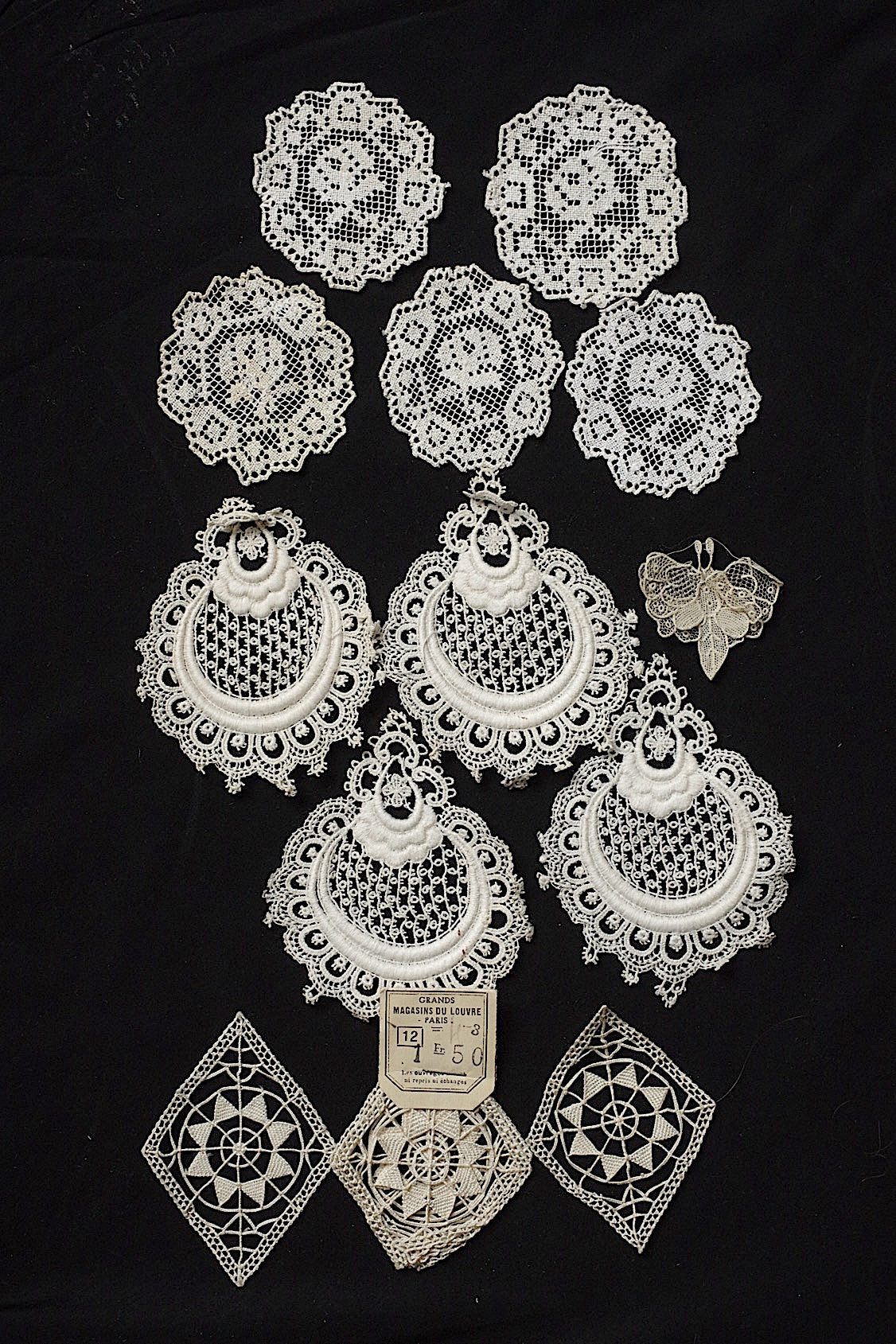 アンティークレースモチーフ/dentelle ancienne/antique lace .FR a l'epoque