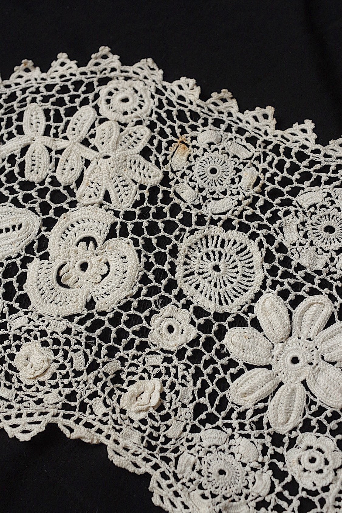 アンティークレース襟クロシェ/dentelle ancienne/antique lace .FR a l'epoque