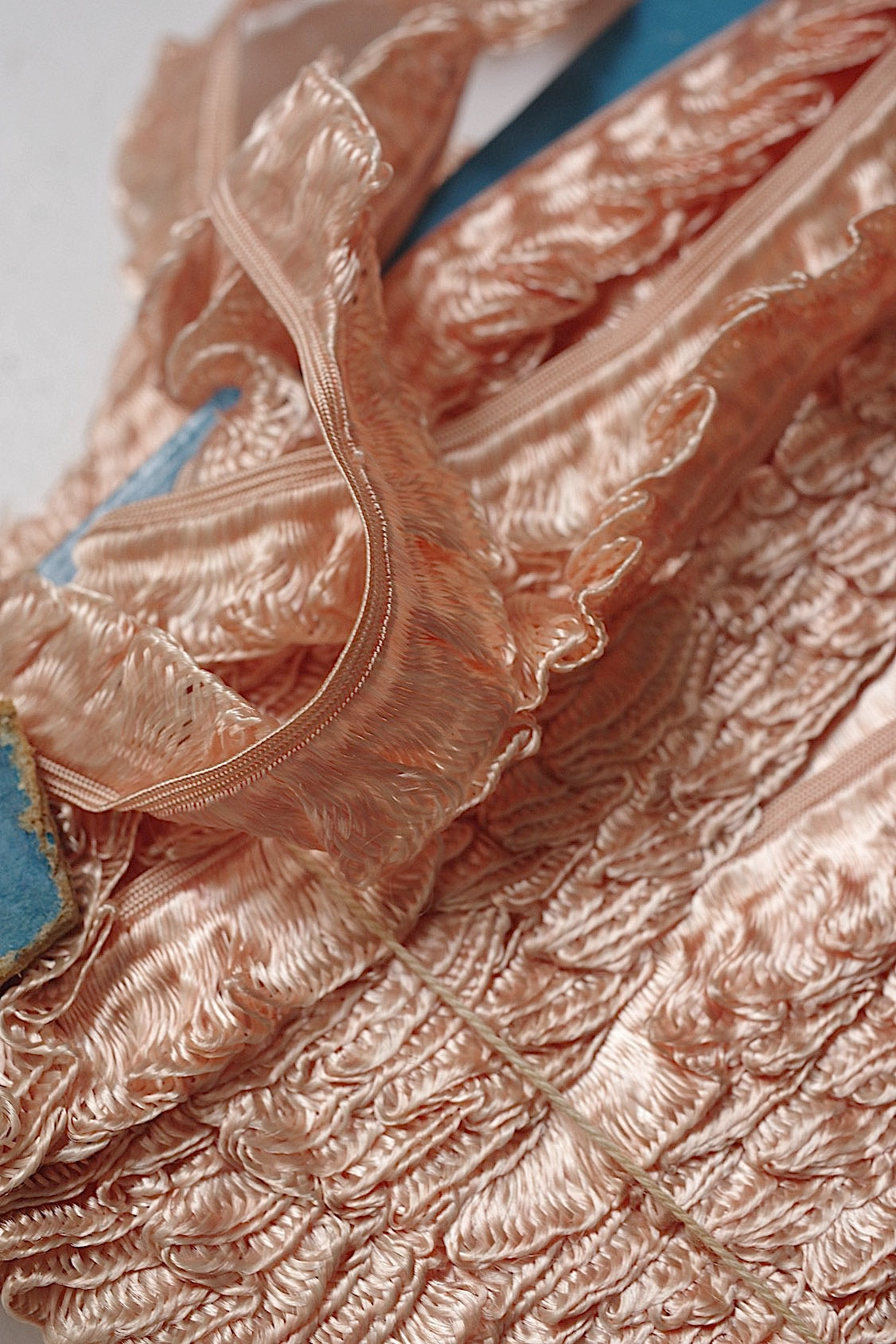 アンティークリボン/ruban/antique ribbon1 .FR a l'epoque