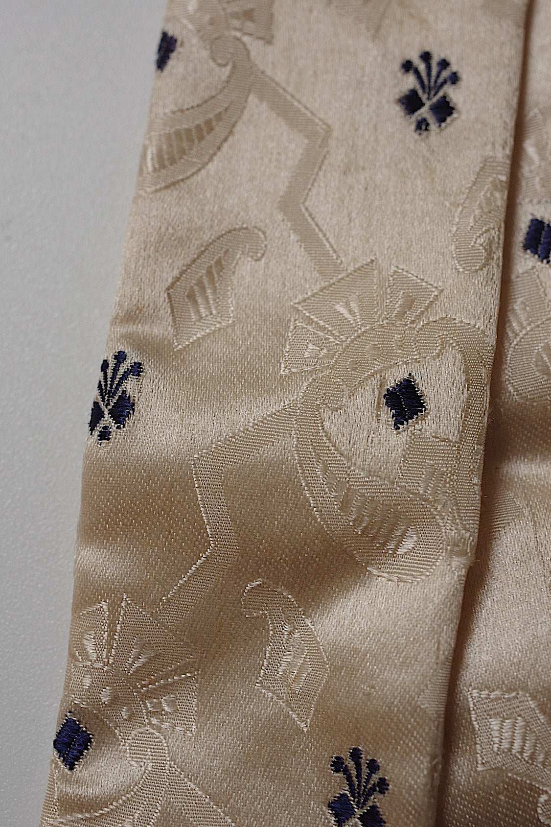 アンティークタイ/cravate monsieur/antique 2 .FR a l'epoque